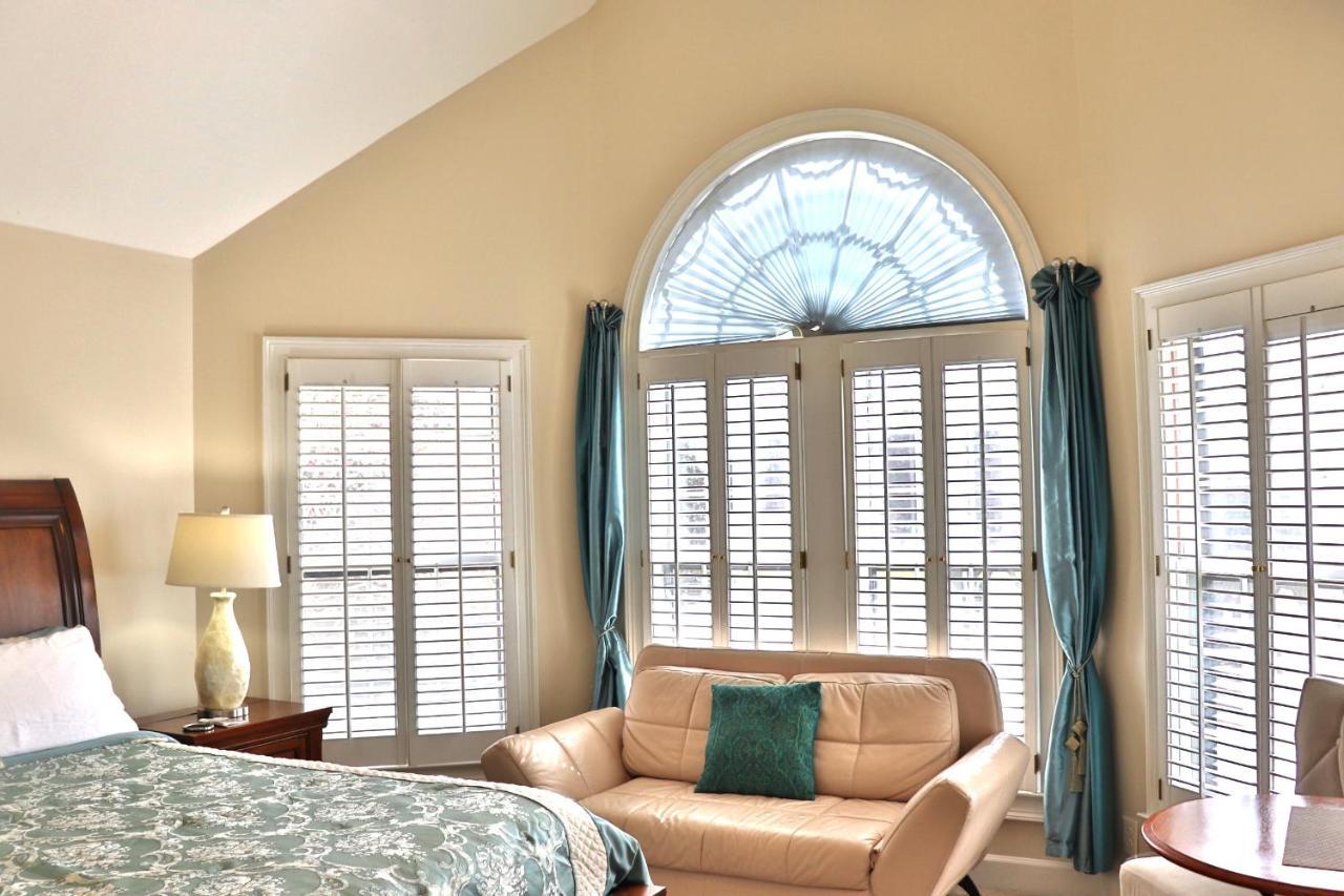 Pleasanton Courtyard Bed And Breakfast Fayetteville Buitenkant foto